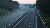 Covid-19 et confinement 2020 à Gallargues-le-Montueux, autoroute vide