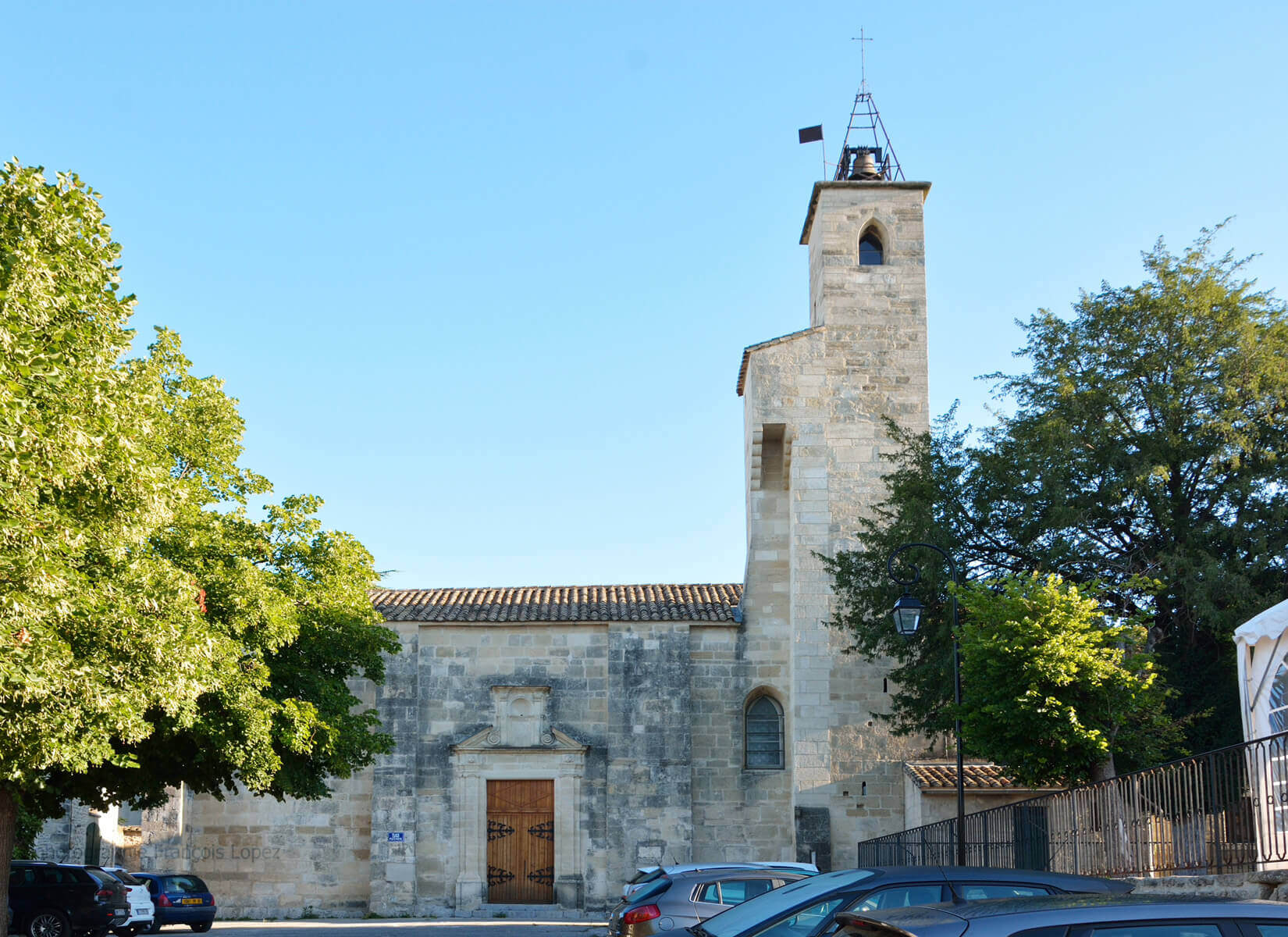 <h4>Église</h4>