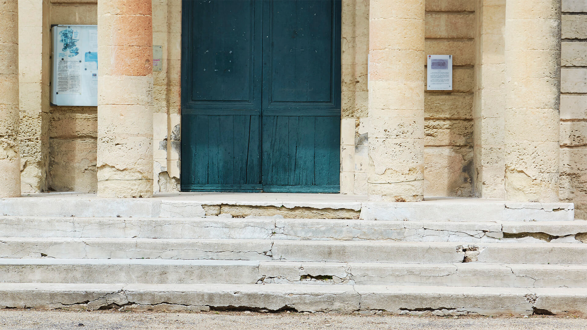 Pierres entrée